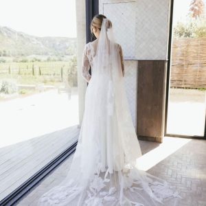 Voile de mariée avec broderies Fleurs en transparence